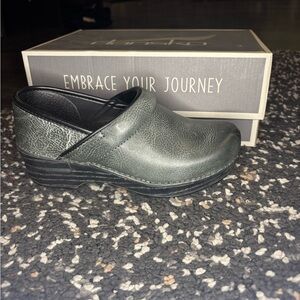 Dansko Men's Black Leather Clogs
